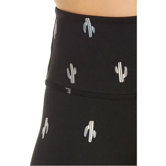 💕BEYOND YOGA💕 Cactus High Waisted Midi Legging Medium M NWT - Picture 14 of 16